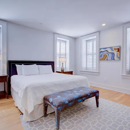 The Charleston Chestnut Mansion Apartment